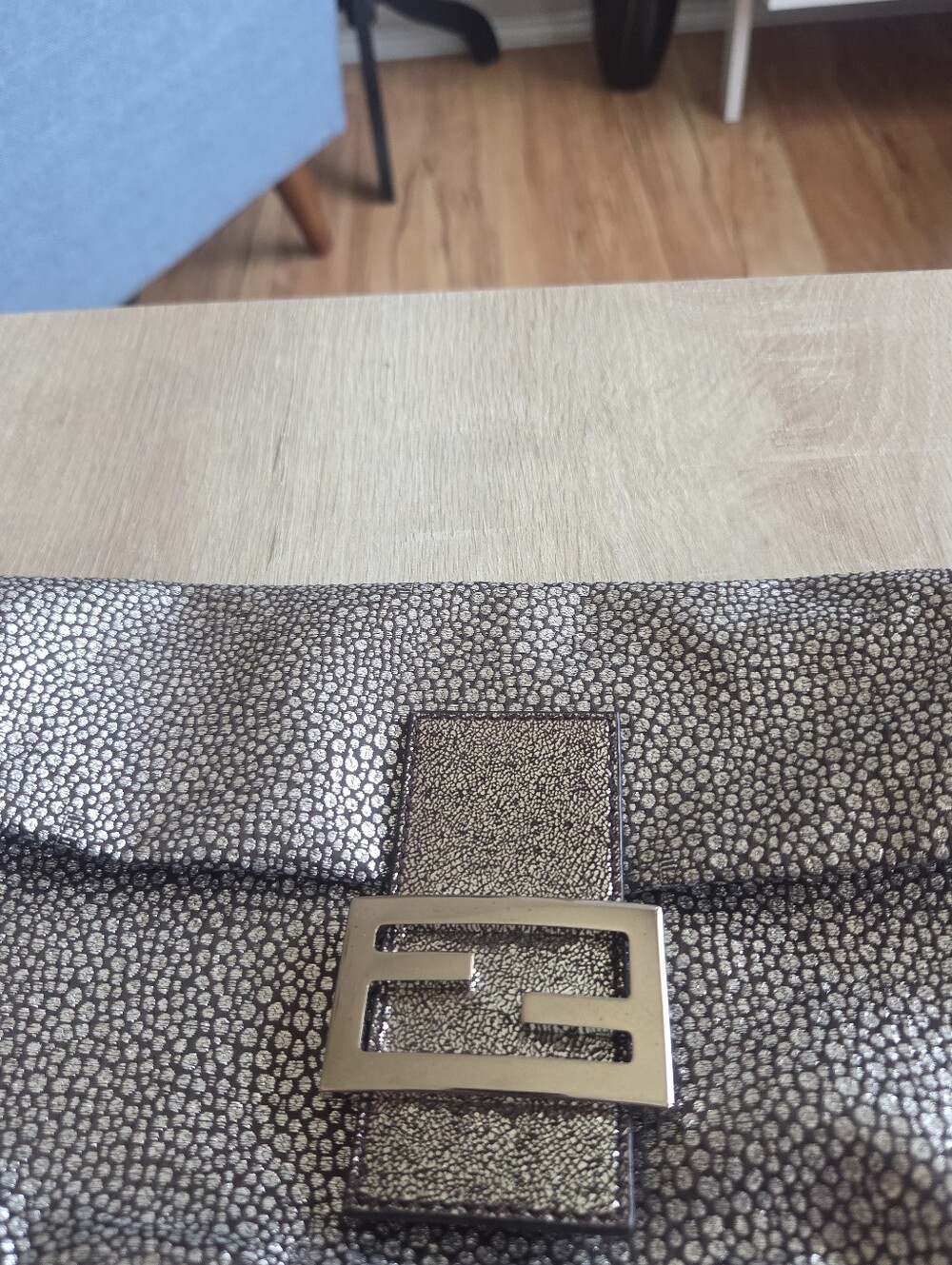 Authentic Vintage Fendi Metallic Crystal Baguette Clutch + Fendi Mirror Bundle - Picture 14 of 16